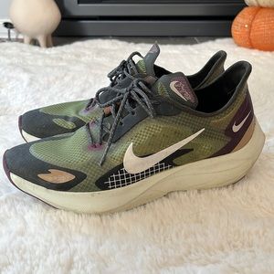 Nike Vapor Street PEG